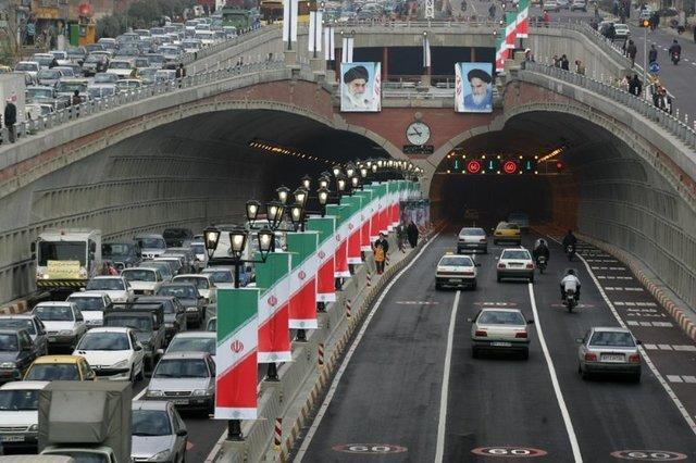ویدئو ، ترافیک سنگین در تونل توحید ، توضیح درباره خاموشی ویدئو ، ترافیک سنگین در تونل توحید ، شرح درباره خاموشی در تونل توحید
