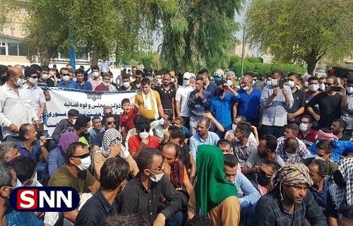 هیچ کس کارگران هفت تپه را برای تجمعات اعتراضی مواخذه نکند هیچ کس کارگران هفت تپه را برای تجمعات اعتراضی مواخذه نکند