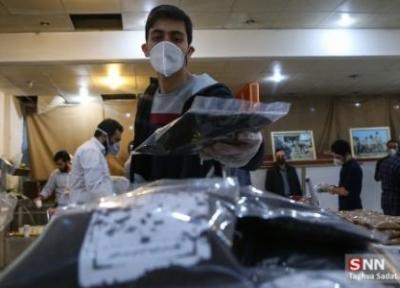 مهرورزان کانون خیریه علوم پزشکی زاهدان به توزیع 14 هزار ماسک بین حاشیه نشینان پرداختند