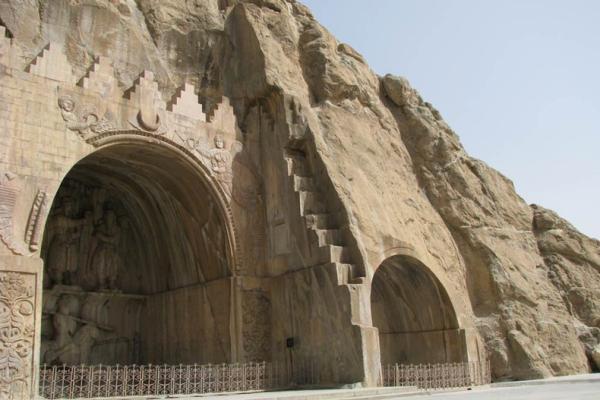 عدم ثبت جهانی طاق بستان به دلیل وجود مغازه ها در حریم آن عدم ثبت جهانی طاق بستان به علت وجود مغازه ها در حریم آن